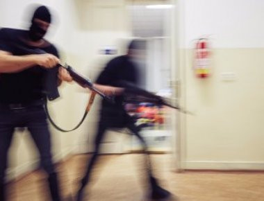 Τι πρέπει να κάνεις σε περίπτωση τρομοκρατικής επίθεσης (βίντεο)